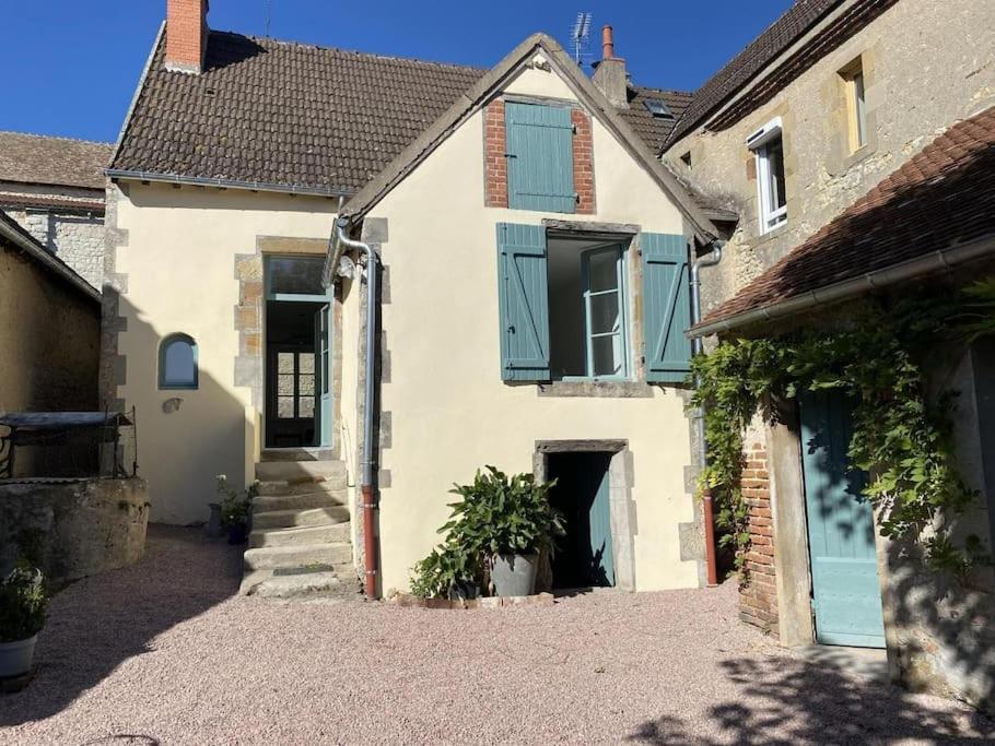 Gite L'Annexe Du Prieure Besson Eksteriør bilde