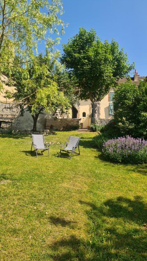 Gite L'Annexe Du Prieure Besson Eksteriør bilde